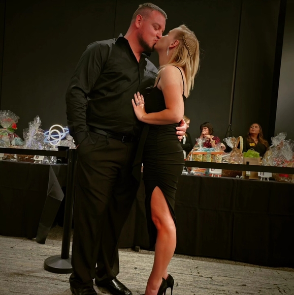 Meet your Posher, Kassi - Picture 2 of 2